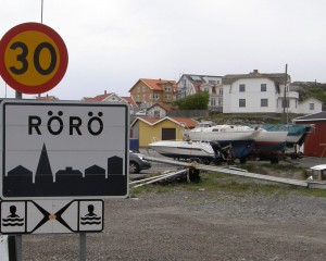 Entering Rörö's "urban" centre