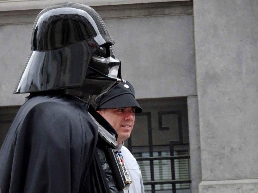 Comic strip: Cosplay Darth Vader