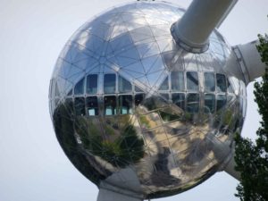 Time travel: Atomium observation pod
