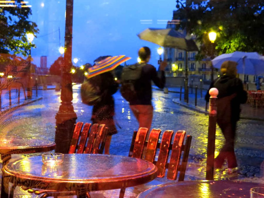 Blue light in Paris