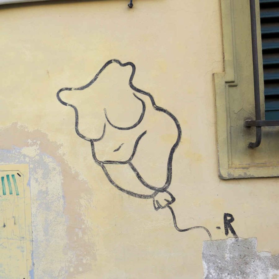 Graffiti Florence - The Goddess as a balloon