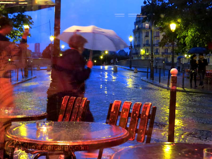 Blue light in Paris - May 2015