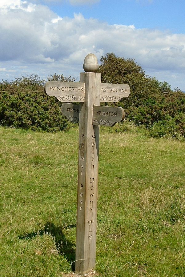 South Downs Way signpost by AndyScott, CC BY-SA 4.0 <https://creativecommons.org/licenses/by-sa/4.0>, via Wikimedia Commons