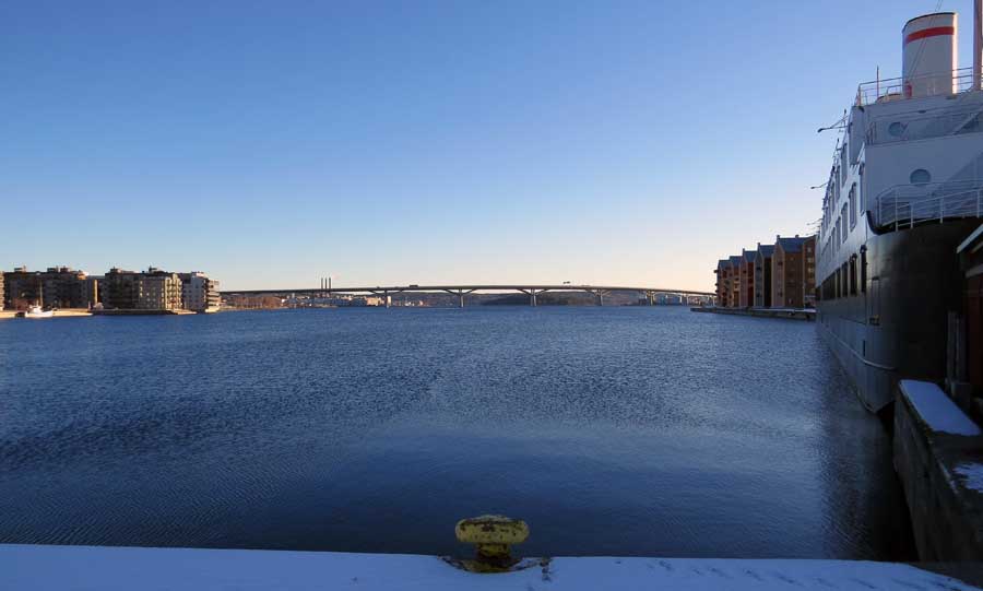 The bridge across the mouth of Sundsvall's harbour